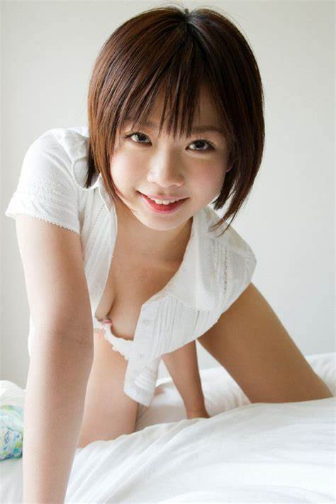 纱仓真菜 Mana Sakura